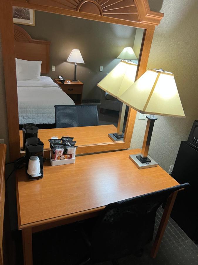 Americas Best Value Inn Pharr/McAllen Exterior foto